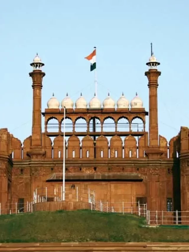 Place to visit Delhi – With family  and Friends